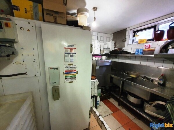 WOODFIRED PIZZA RESTAURANT & TAKEAWAY – LICENCE TILL 0100 Photo 8