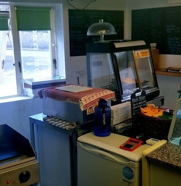 Thriving little Sandwich shop in West Yorkshire Photo 8
