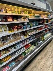 Convenience Store & Off Licence in Richmond upon Thames Photo 5