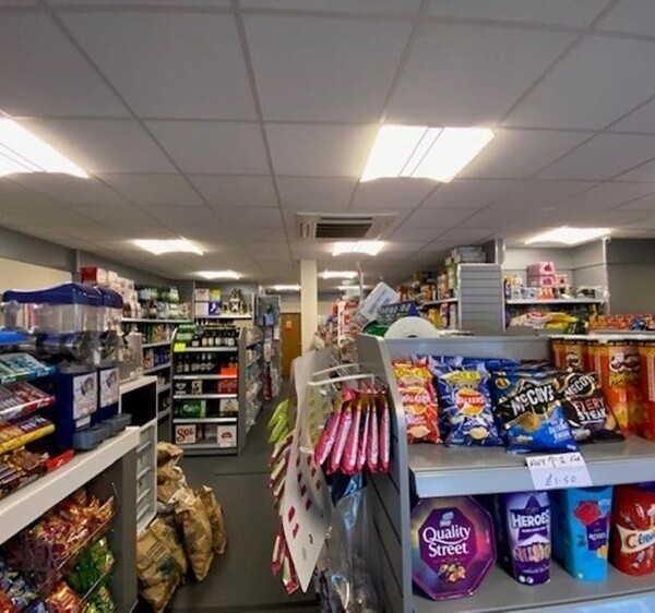 Leasehold Convenience Store & Off License Located In Atherstone Photo 8
