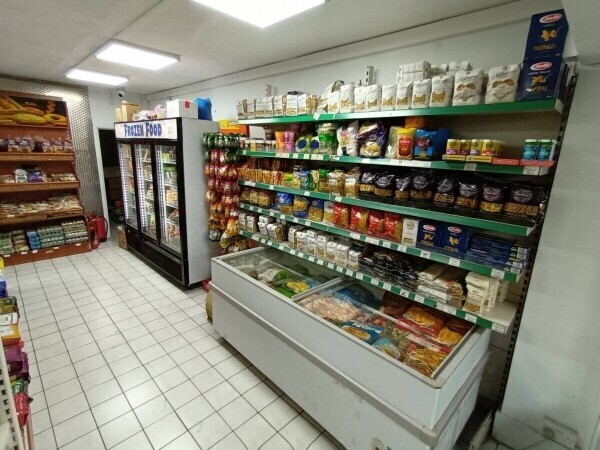 Convenience Store / Off-License For Sale in Finsbury Park Photo 7