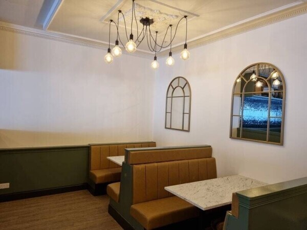 Fantastic Coffee Shop/ Restaurant opportunity within busy shopping centre Photo 8