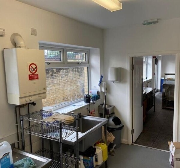 DEVELOPMENT OPPORTUNITY/SANDWICH BAR/TAKEAWAY - KELSO Photo 8