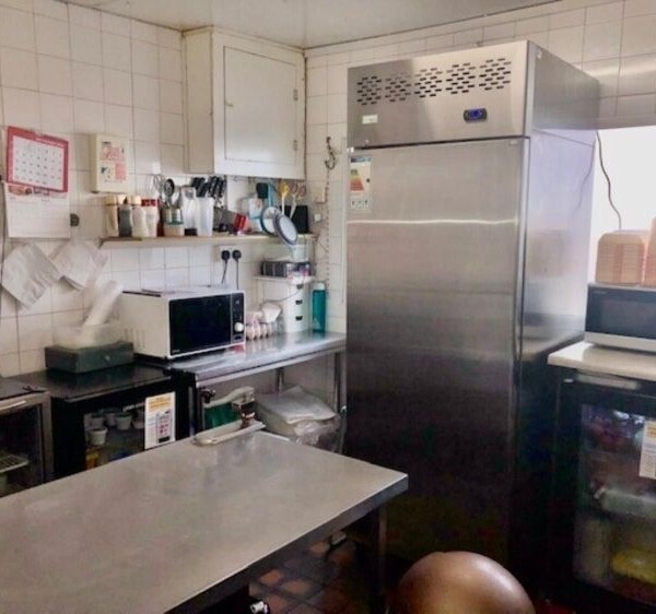 Leasehold Fish & Chip/Kebab Takeaway Located In St Austell Photo 7