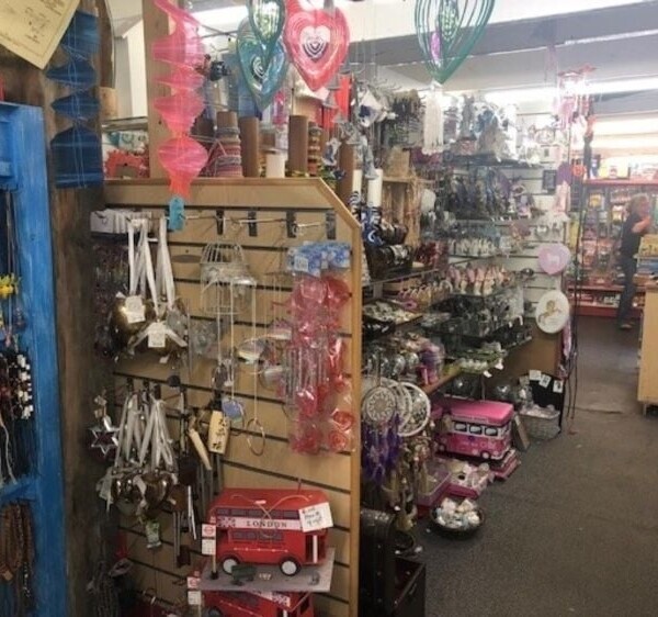 Leasehold Retail Toy Shop Located In Padstow Photo 8