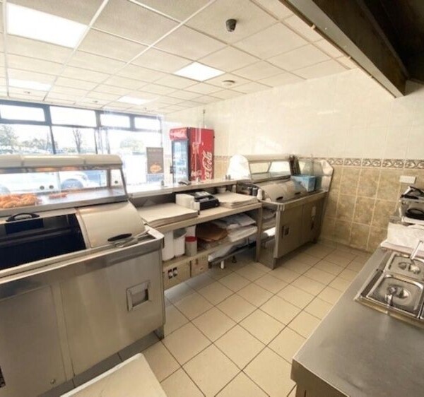 Freehold Fish & Chip Takeaway Located In Bidford on Avon Photo 8