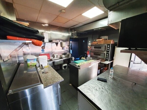 KEBAB SHOP & FAST FOOD TAKEAWAY – A5 LICENCE (2300) RENT JUST £10,000 PER ANNUM Photo 8