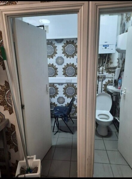 Pizza takeaway business for sale with new lease Photo 8