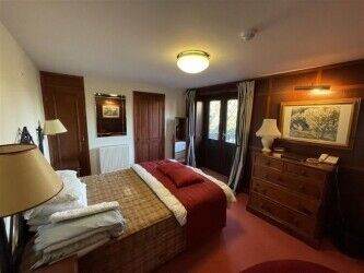 Country Village Hotel & Inn For Sale in Yeovil Photo 8