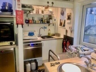 Leasehold Café & Coffee Shop Located In Saltash Photo 8