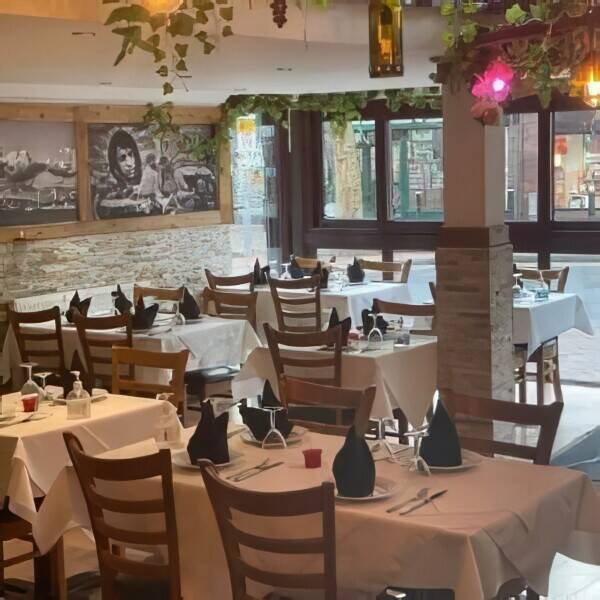 Lebanese Restaurant in Chesham Photo 8
