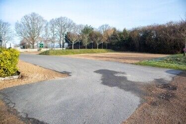 EAST SUSSEX - ROADSIDE PUB WITH AMPLE OUTSIDE TRADE SPACE FOR SALE Photo 8