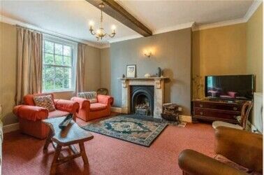 Stunning 6 bedroom home - Caravan and Camping site - Wiltshire Photo 8