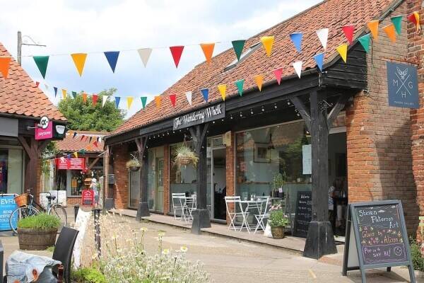 Cafe/Coffee Shop in Popular North Norfolk town Photo 8