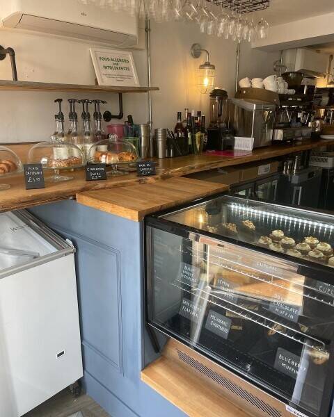 Cafe Bar for Sale in Pangbourne, Berkshire Photo 8