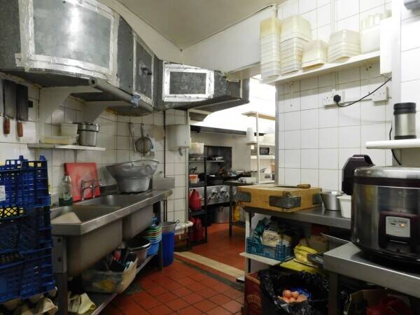 Hot Food Chinese Take Away Business with Accommodation Above Photo 8