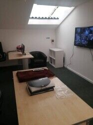 Mot & car servicing Centre in one of the most prominent and busy location Photo 8