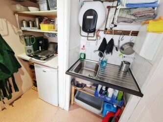 DELICATESSEN/SANDWICH BAR Photo 8