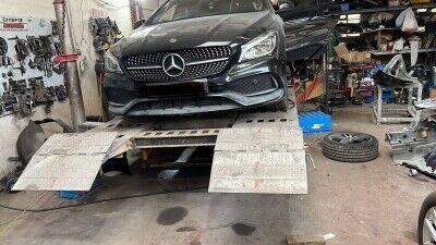 Car Vehicle Repair Garage and M.O.T Station Photo 9