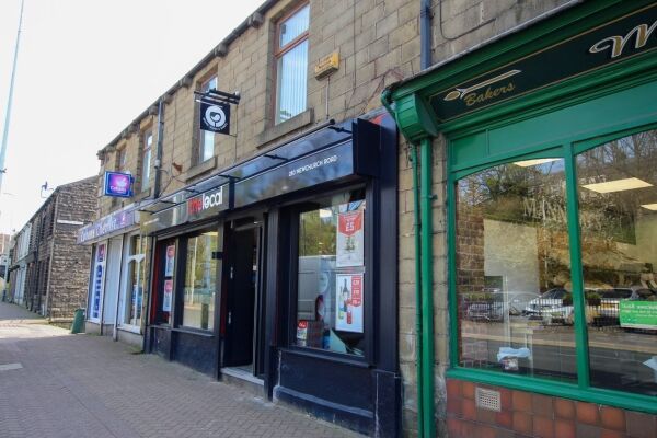 Established Off Licence - Bacup Photo 8