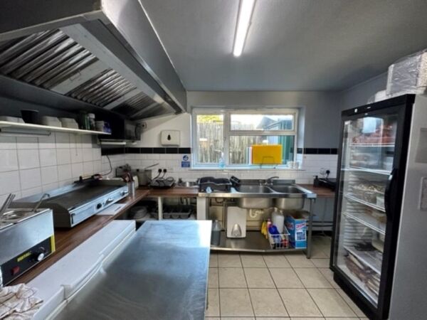 Leasehold Sandwich Bar Located In Attleborough, Nuneaton Photo 8