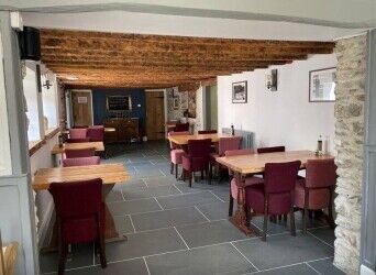 Impressive & Well Regarded Detached 6 Bedroom Country Village Inn Set In 2 Acres Photo 8
