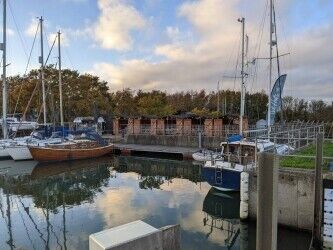 Unique Outdoor Coffee Shop based in Emsworth Photo 8
