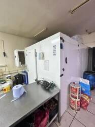 RESTAURANT IS FOR SALE IN PRIME LOCATION OF HAYES, HUGE POTENTIAL TO INCREASE SALES. Photo 8