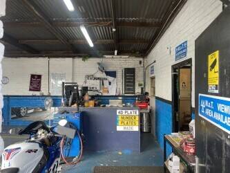 MOT CENTRE FOR SALE HEATHROW Photo 9