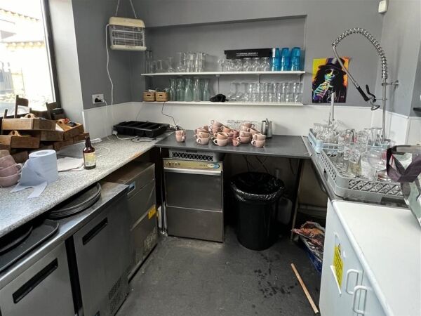 Licenced Trade, Pubs & Clubs For Sale in Ossett Photo 8