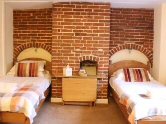 SUFFOLK - TOWN CENTRE PUB & RESTAURANT WITH 4 EN SUITE LETTING BEDROOMS Photo 8