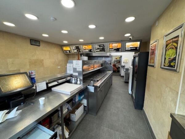 Leasehold Fish & Chip Takeaway Located In Bloxham Photo 8