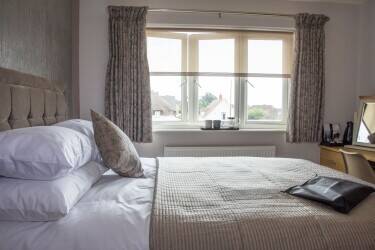 DORSET – VILLAGE FREEHOUSE WITH QUALITY LETTING ROOMS Photo 8