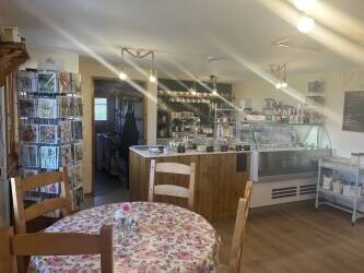 Beautiful Rural tea room and ice cream parlour Photo 8