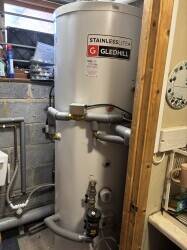 Well established Laundry and Dry Cleaners for sale in Peterborough Photo 8