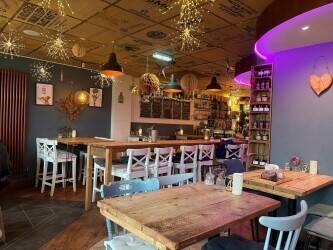 Well-Known, Stylish Deli Business, in the Heart of Penwortham Photo 8