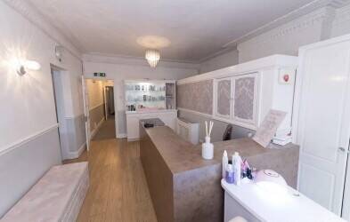 Vacant Former Salon available for lease assignment