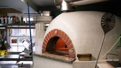 Noughts & Crosses Pizzeria &ndash; Established Sandbach Pizza  & Pasta Business with a potential to add a burger kitchen