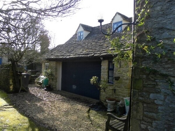 ANTIQUE DEALERS sought after locality STOW-ON-THE-WOLD Photo 9