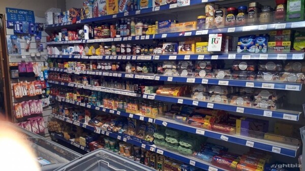 Fantastic long established corner shop! BACK ON THE MARKET DUE TO TIMEWASTER Photo 7