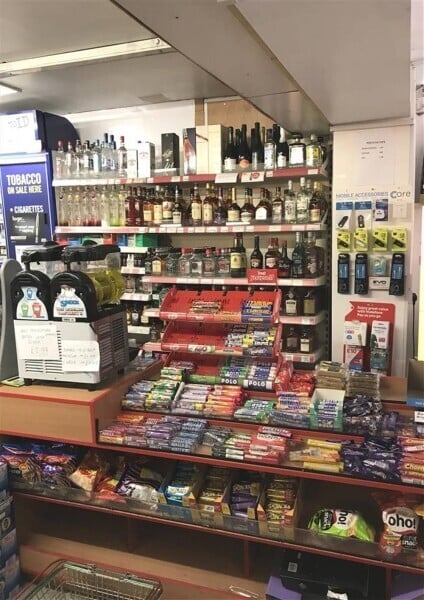 POPULAR COMMUNITY POST OFFICE & LICENSED CONVENIENCE STORE WITH PRIVATE ACCOMMODATION FOR SALE IN SHEFFIELD SUBURB Photo 9