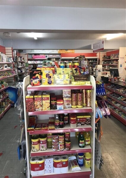 VILLAGE POST OFFICE & LICENSED CONVENIENCE STORE FOR SALE IN OXFORDSHIRE Photo 9
