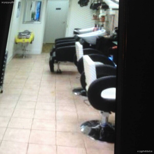 Hairdressers/Beauty salon for sale Photo 9