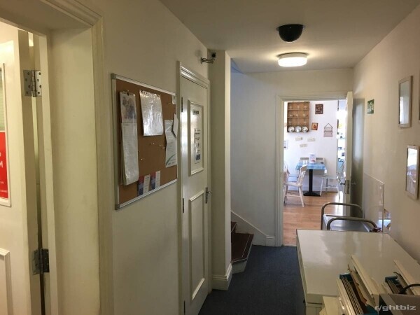 Established Coffee/Tea Shop; Loyal Customer Base Photo 9