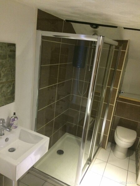 Licensed restaurant in Kirkby Lonsdale with 2 double bedroom accommodation Photo 9