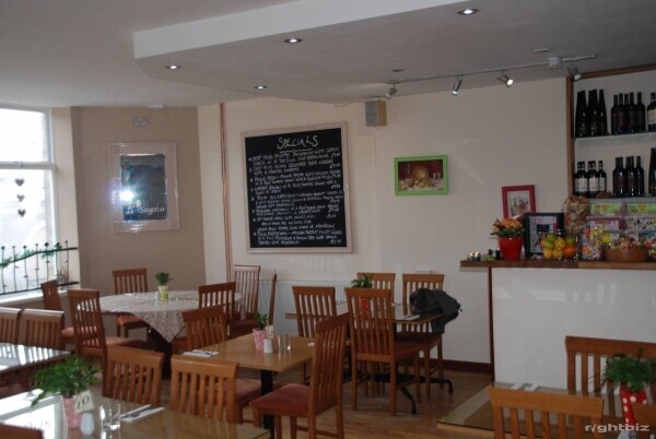 Il Sogno - Fully Licenced Restaurant (70 Covers) Established 2014 Potential for an extra 50 covers Photo 9