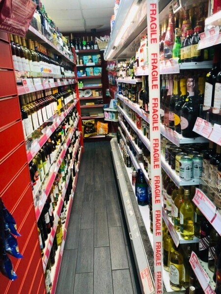 Convenient Store New instruction in Greenford Leasehold Photo 9