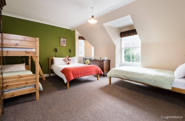 Substantial Hostel and B&B in Perthshire Photo 9