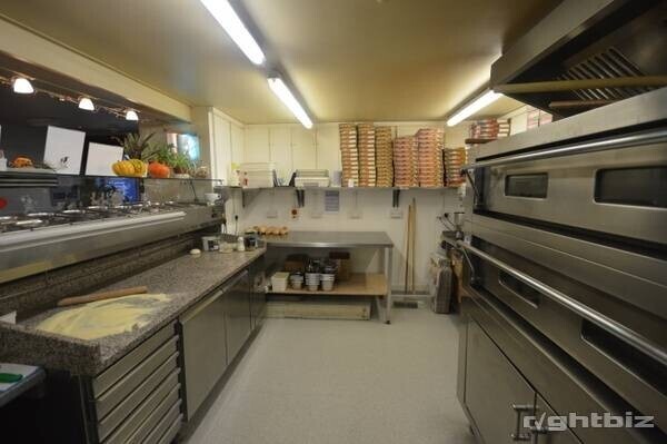 Well Presented Restaurant, Kirkwall, Orkney (ref. 1179) Photo 9
