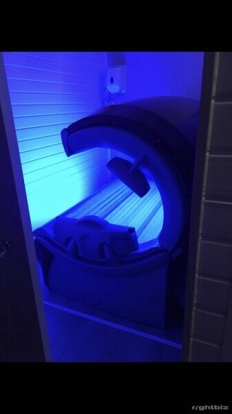 Tanning & Beauty Salon potential to expanded, Great location with free parking Photo 9